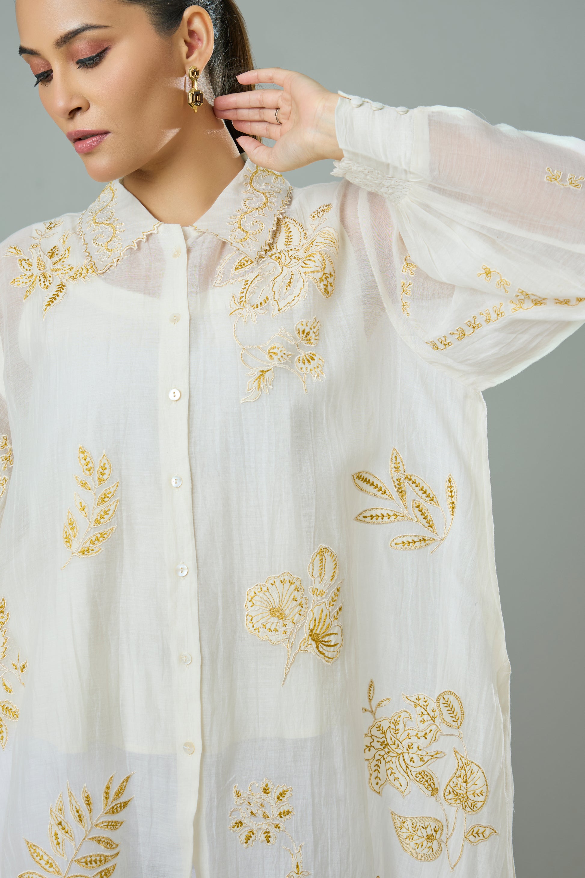 Cream Mul Chanderi Mustard Embroidered Appliqué Top