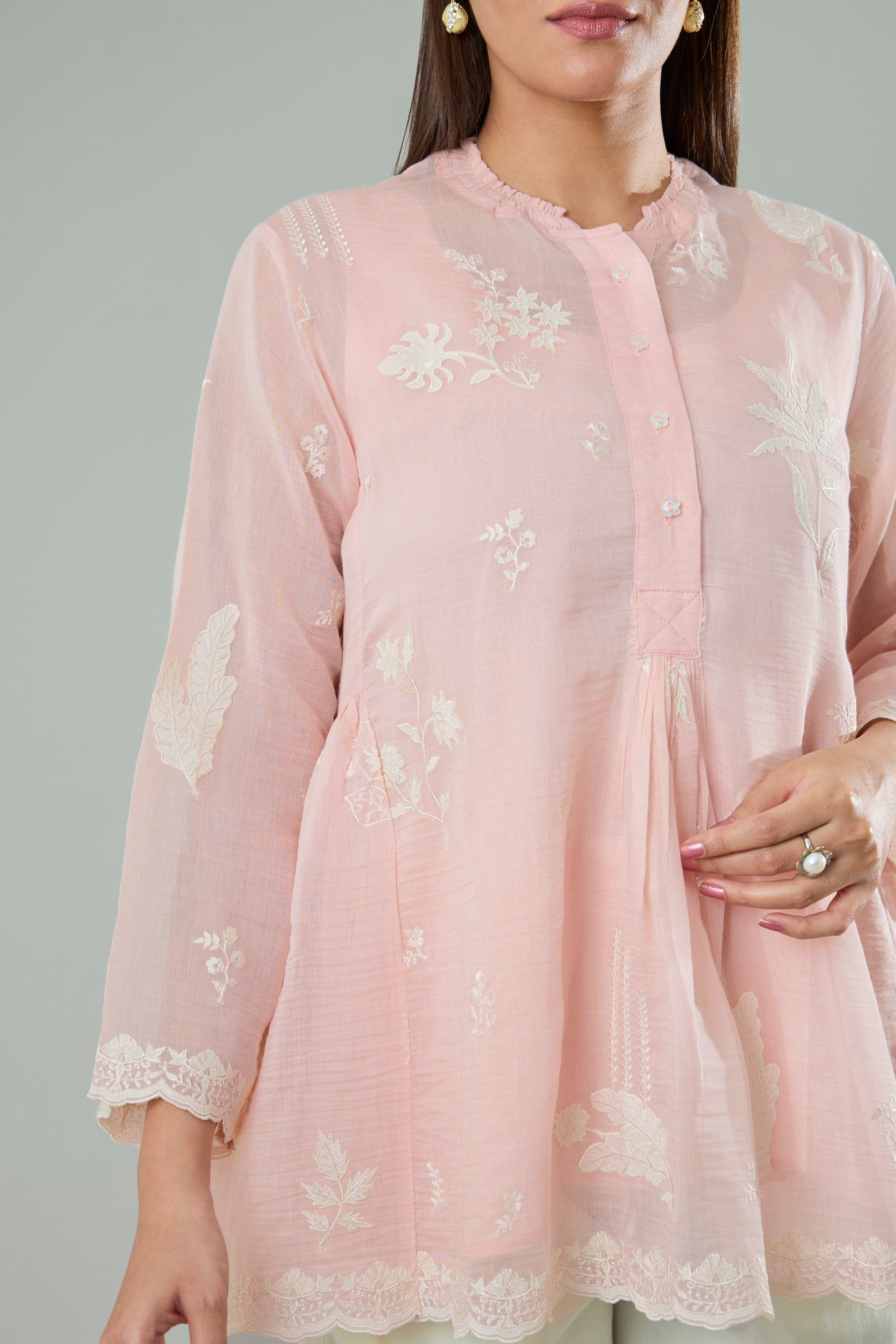 Light Rose Mul Chanderi Cream Floral Appliqué Top